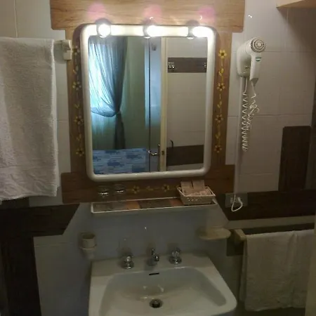 Belvedere סירמיונה