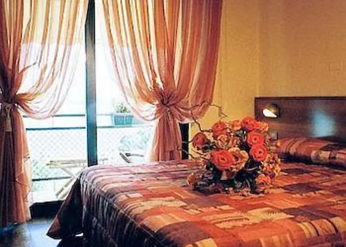 Belvedere 3* סירמיונה